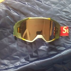 Supreme Honda Fox Racing Vue Goggles